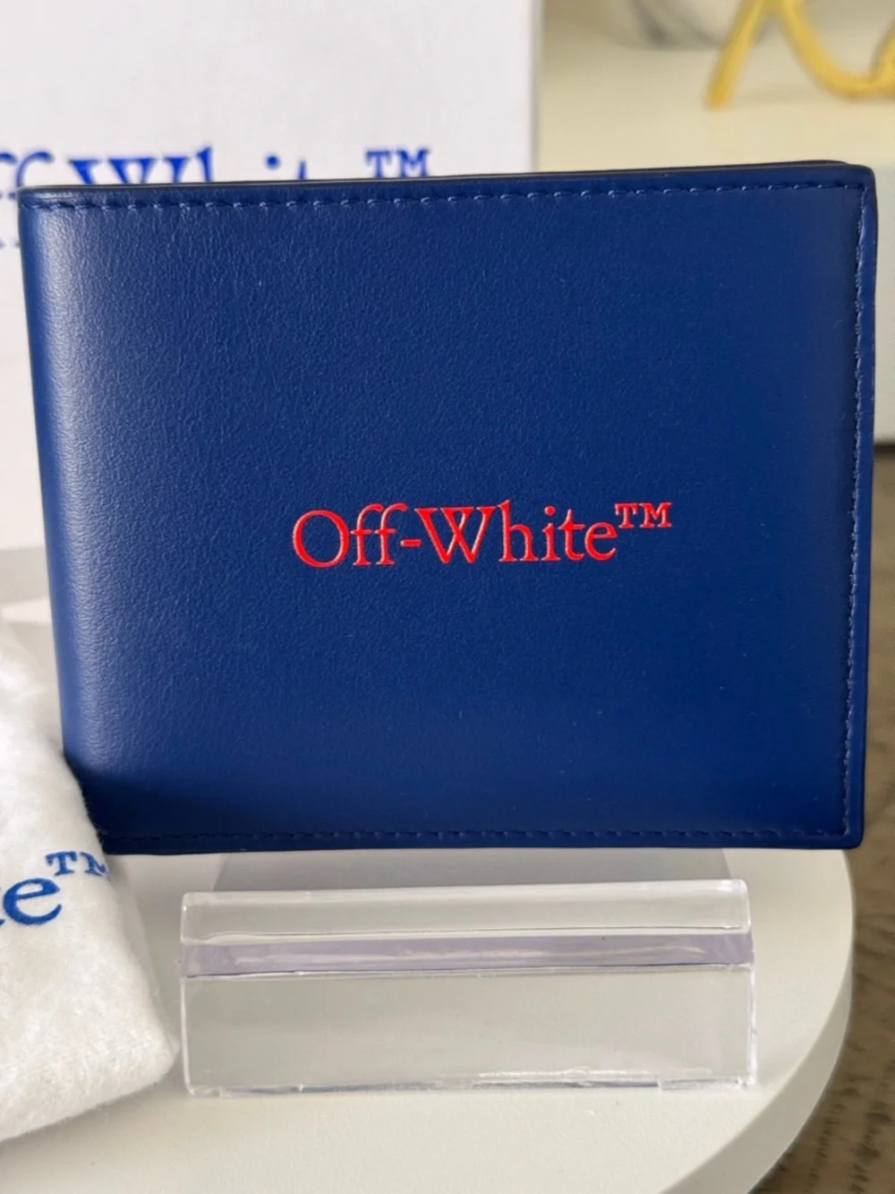 Off-White off white
